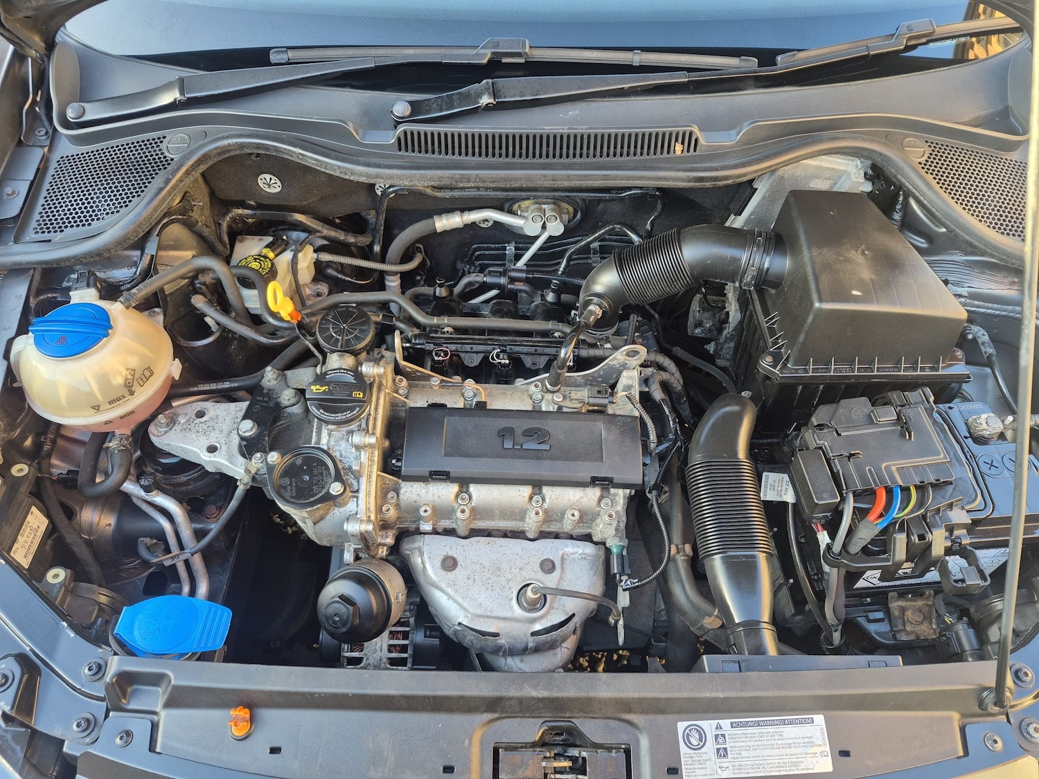 Used Volkswagen Polo 2010 for sale - 76625704: Photo 21