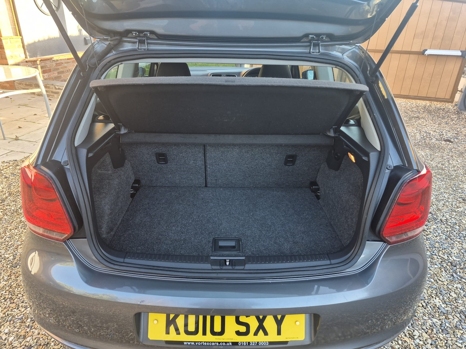 Used Volkswagen Polo 2010 for sale - 76625704: Photo 24