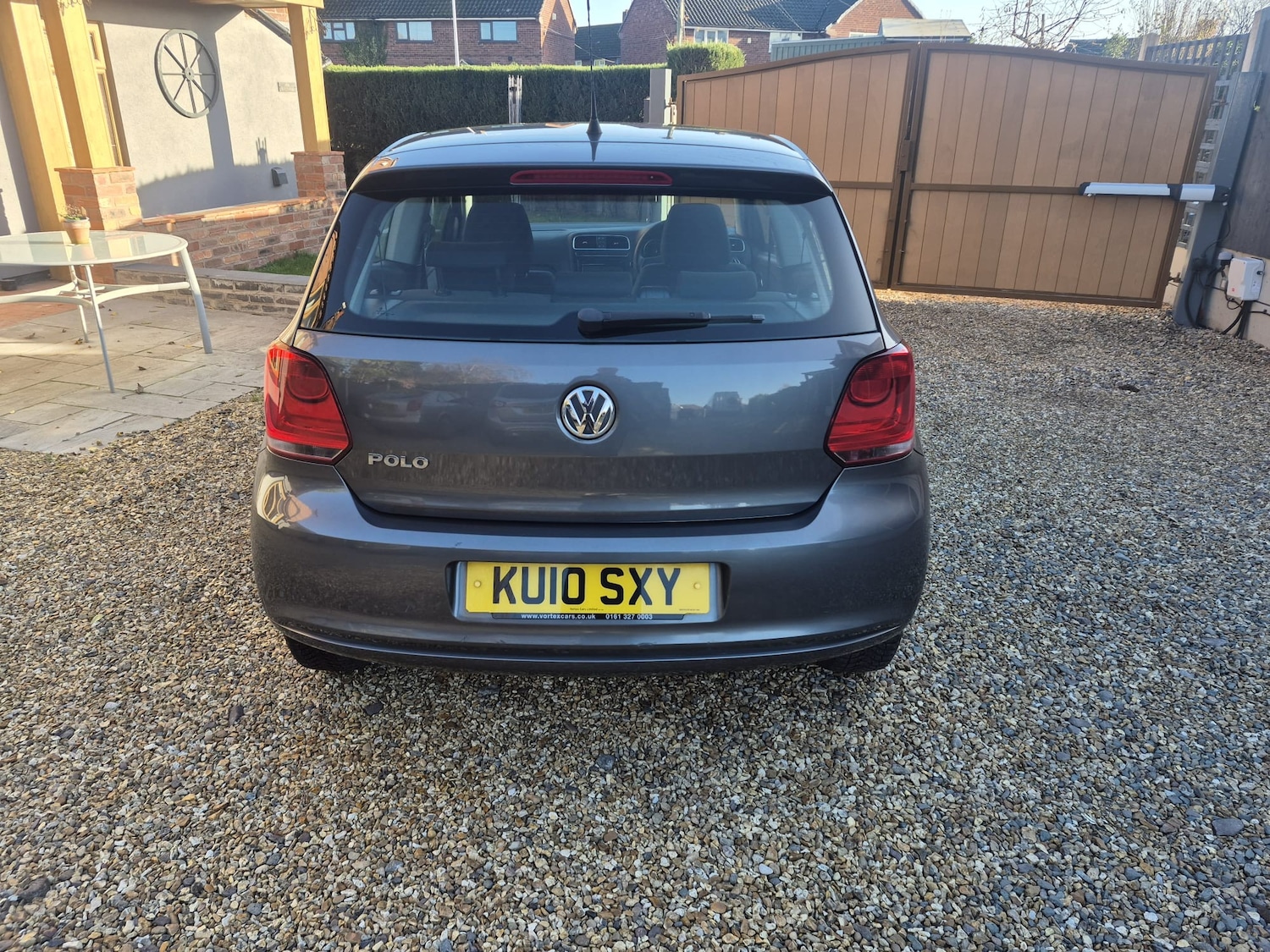 Used Volkswagen Polo 2010 for sale - 76625704: Photo 3