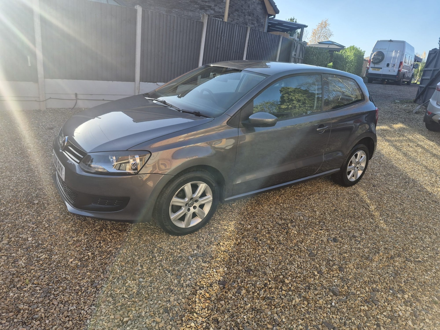 Used Volkswagen Polo 2010 for sale - 76625704: Photo 4