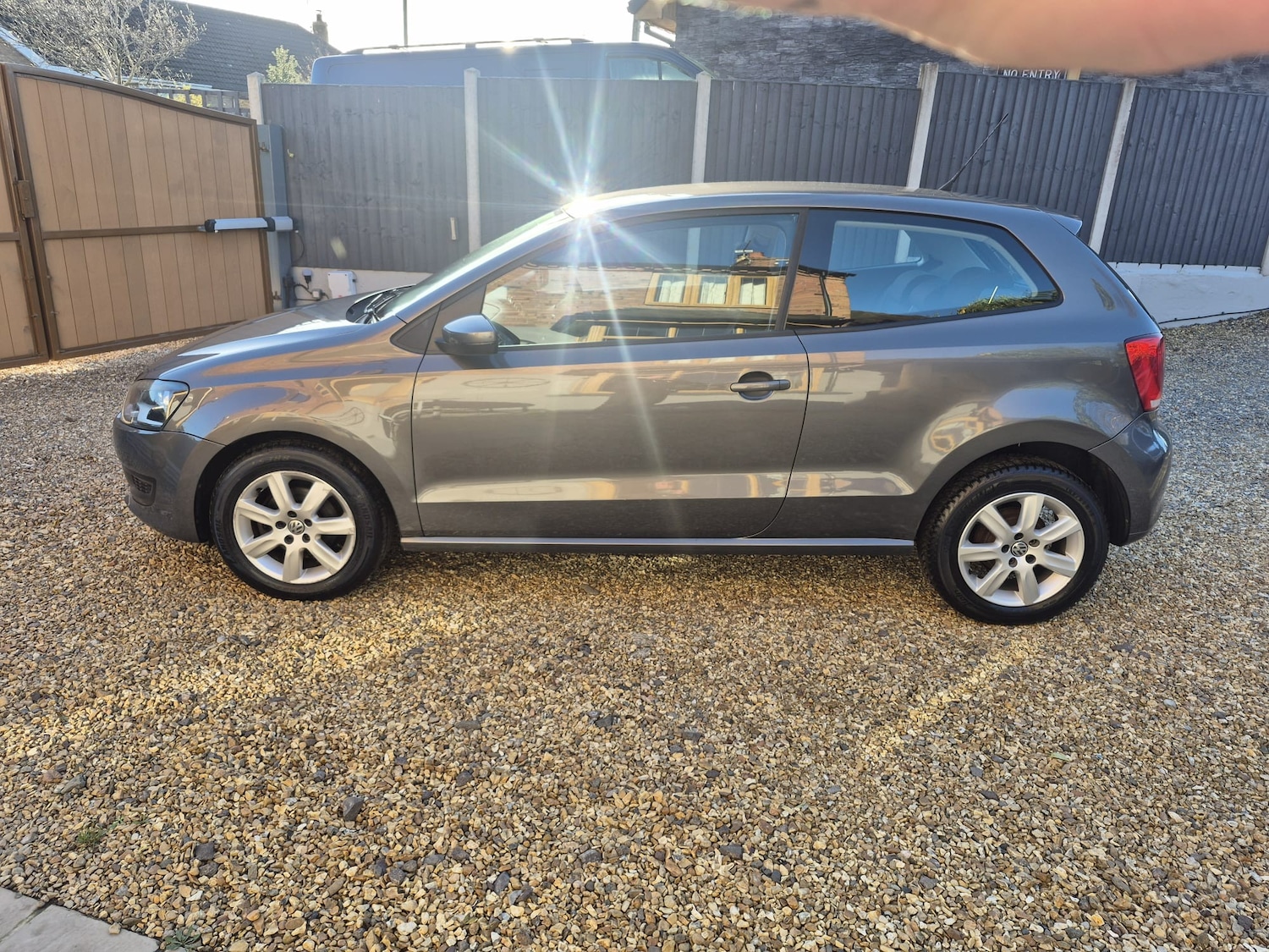 Used Volkswagen Polo 2010 for sale - 76625704: Photo 9