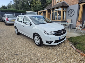 Used Dacia Sandero 2013 for sale - 75512272: Photo