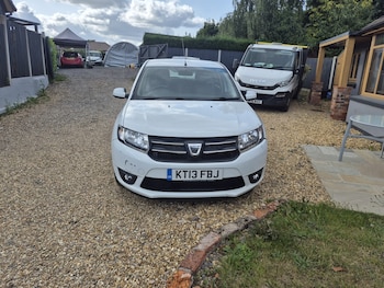 Used Dacia Sandero 2013 for sale - 75512272: Photo
