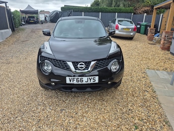 Used Nissan Juke 2017 for sale - 76057841: Photo 2