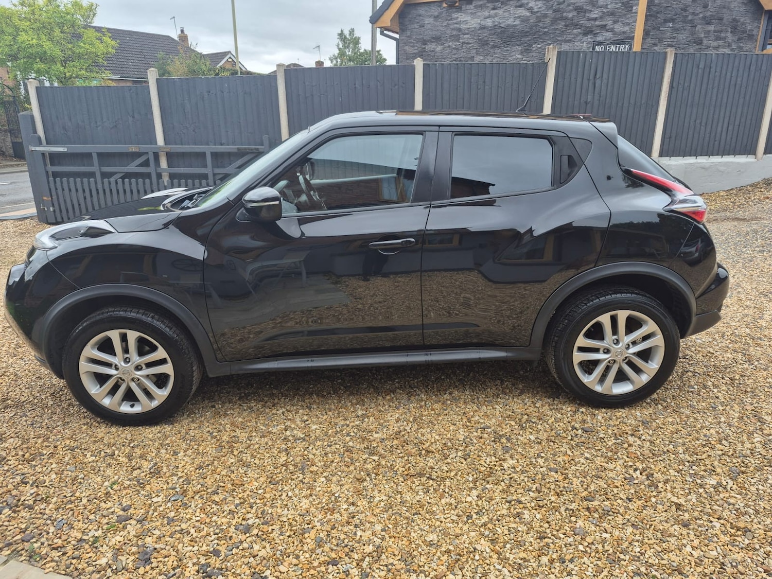 Used Nissan Juke 2017 for sale - 76057841: Photo 6
