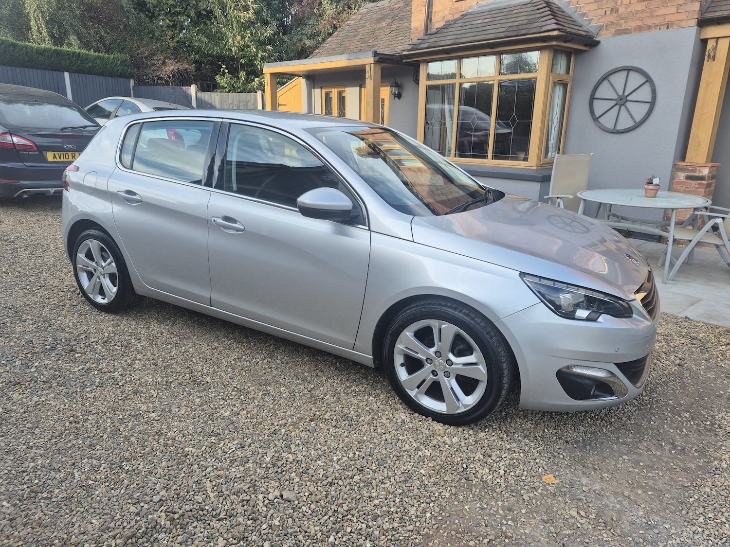 Used Peugeot 308 2015 for sale - 76466247: Photo 3