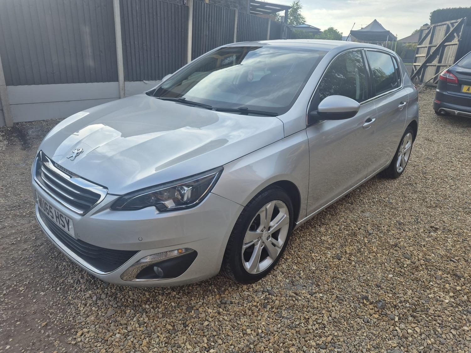 Used Peugeot 308 2015 for sale - 76466247: Photo 5