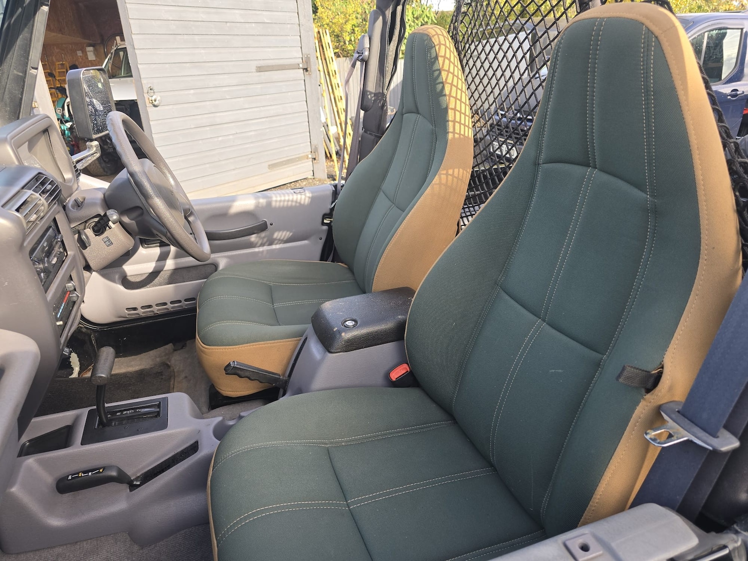 Used Jeep Wrangler 2017 for sale - 76412661: Photo 8