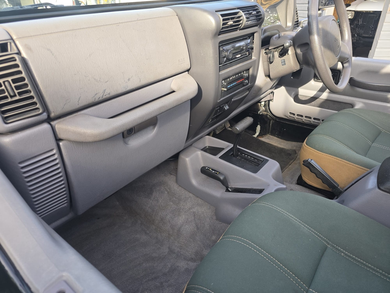 Used Jeep Wrangler 2017 for sale - 76412661: Photo 9