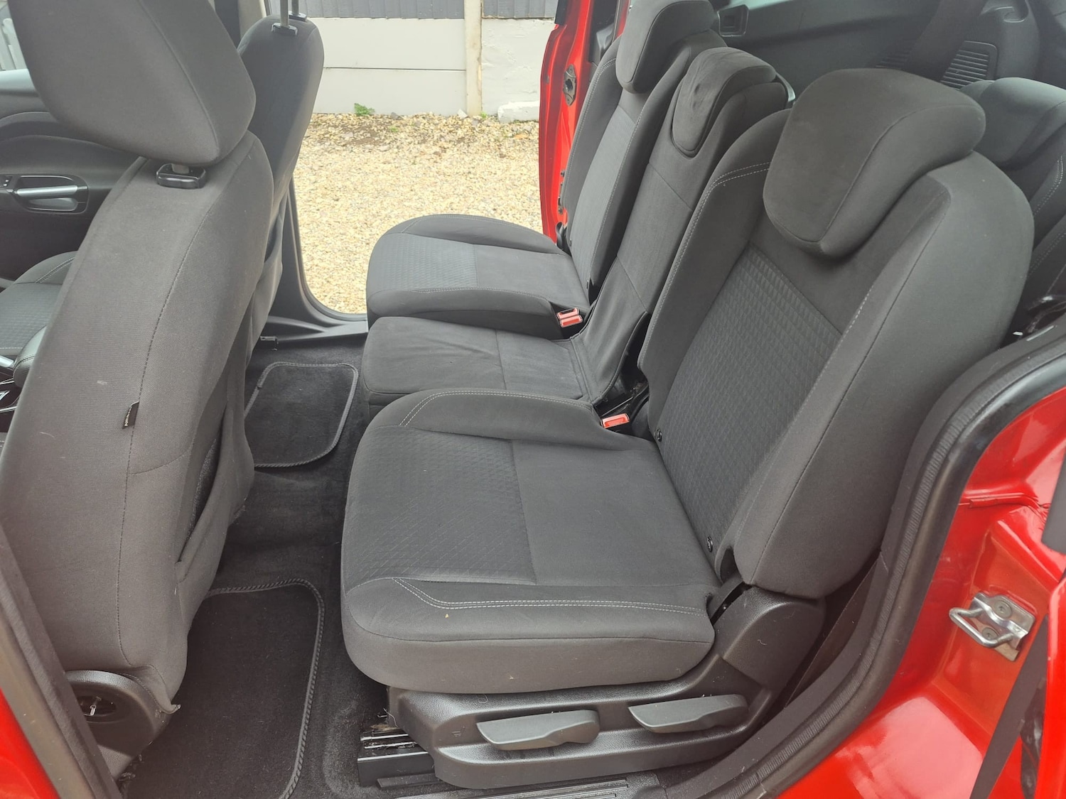 Used Ford Grand C-Max 2016 for sale - 77323900: Photo 17