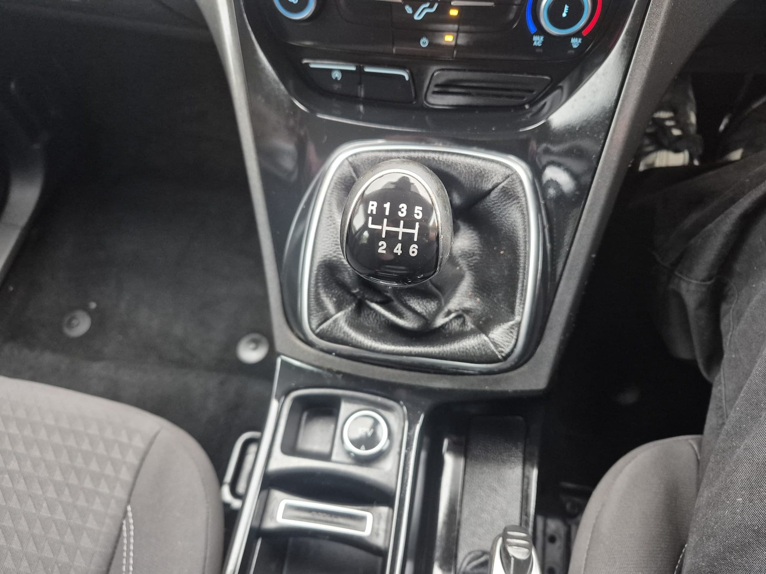 Used Ford Grand C-Max 2016 for sale - 77323900: Photo 24