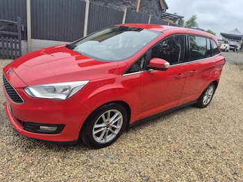 Used Ford Grand C-Max 2016 for sale - 77323900: Photo