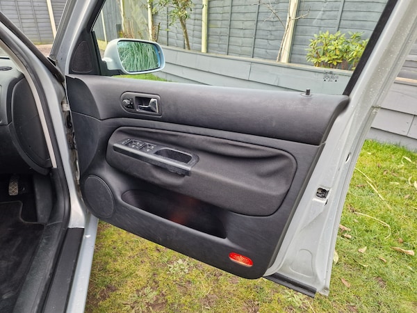 Used Volkswagen Golf 1999 for sale - 76057818: Photo 12