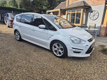 2014 (14) - 2.0 EcoBoost 240 Titanium X Sport 5dr Powershift
