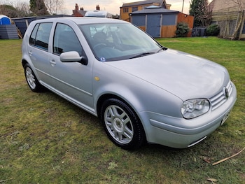 Used Volkswagen Golf 1999 for sale - 77072151: Photo