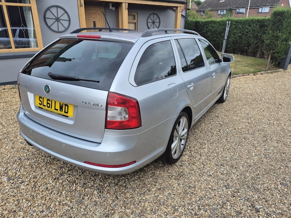 Used Skoda Octavia 2011 for sale - 75586892: Photo 11