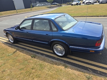 Used Jaguar XJ 1996 for sale - 79143231: Photo