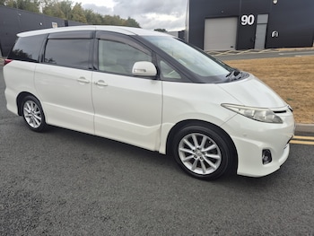 Used Toyota Estima 2010 for sale - 79558609: Photo