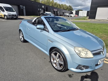 Used Vauxhall Tigra 2008 for sale - 79872440: Photo