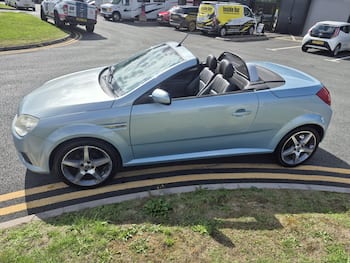 Used Vauxhall Tigra 2008 for sale - 79872440: Photo