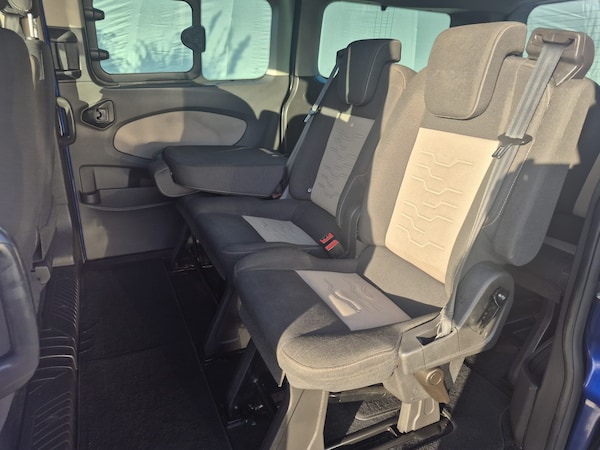 Used Ford Tourneo Custom 2015 for sale - 76248825: Photo 13