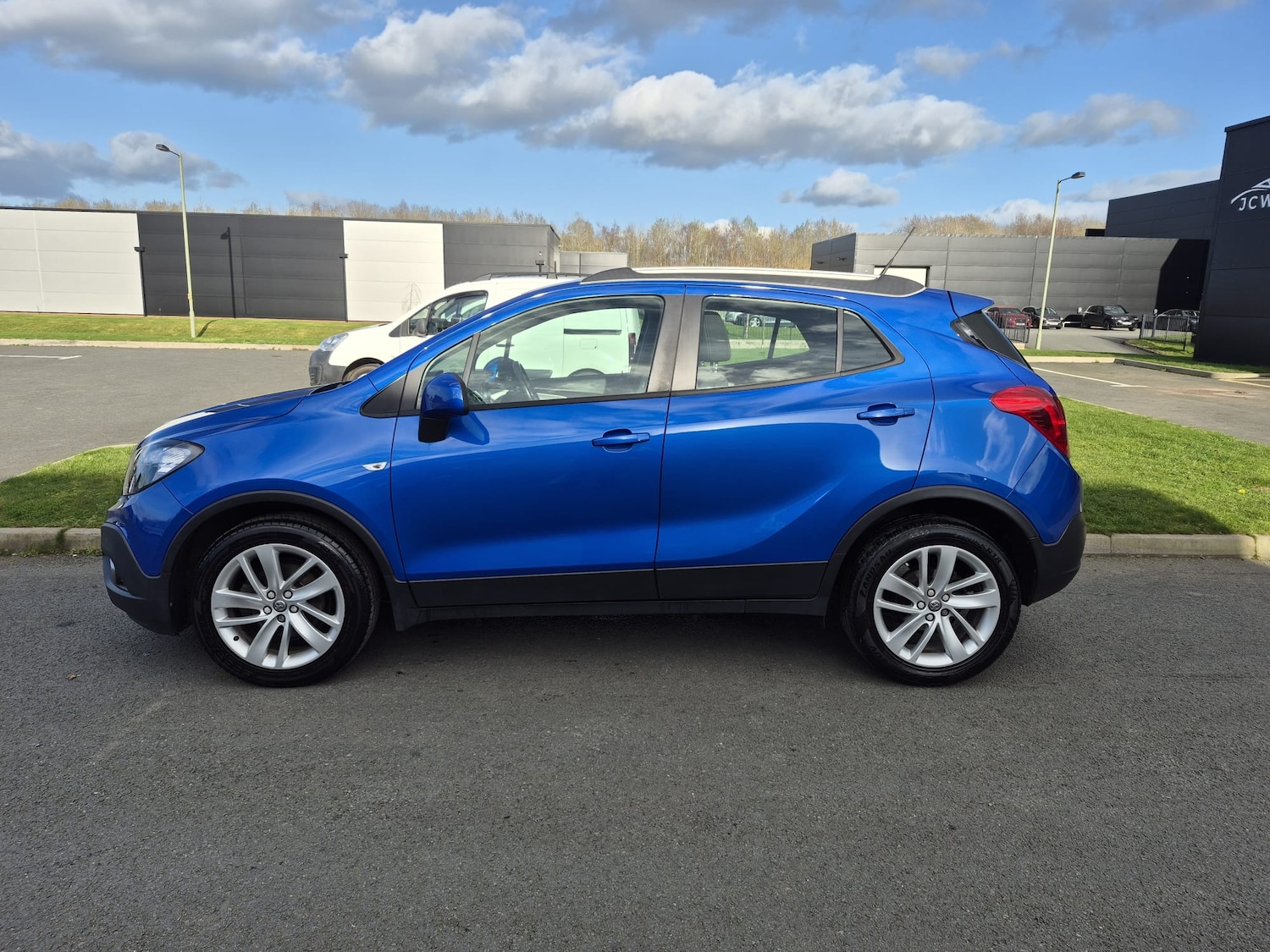 Used Vauxhall Mokka 2016 for sale - 77845479: Photo 2
