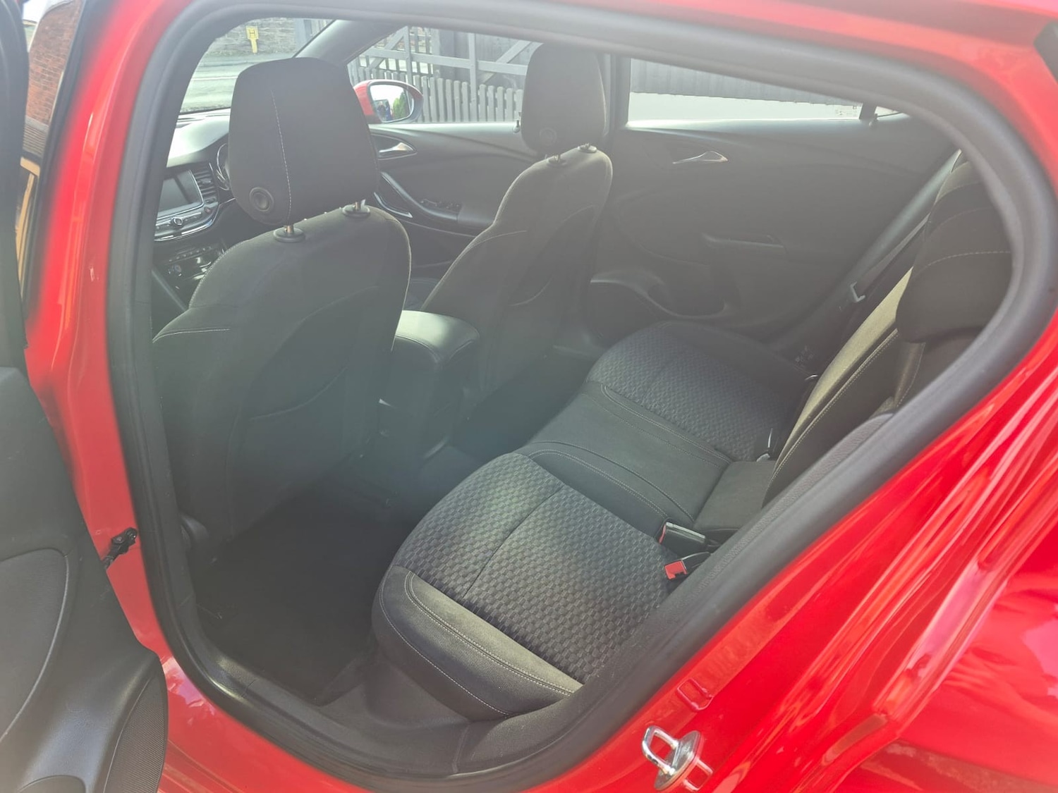 Used Vauxhall Astra 2017 for sale - 76466246: Photo 16