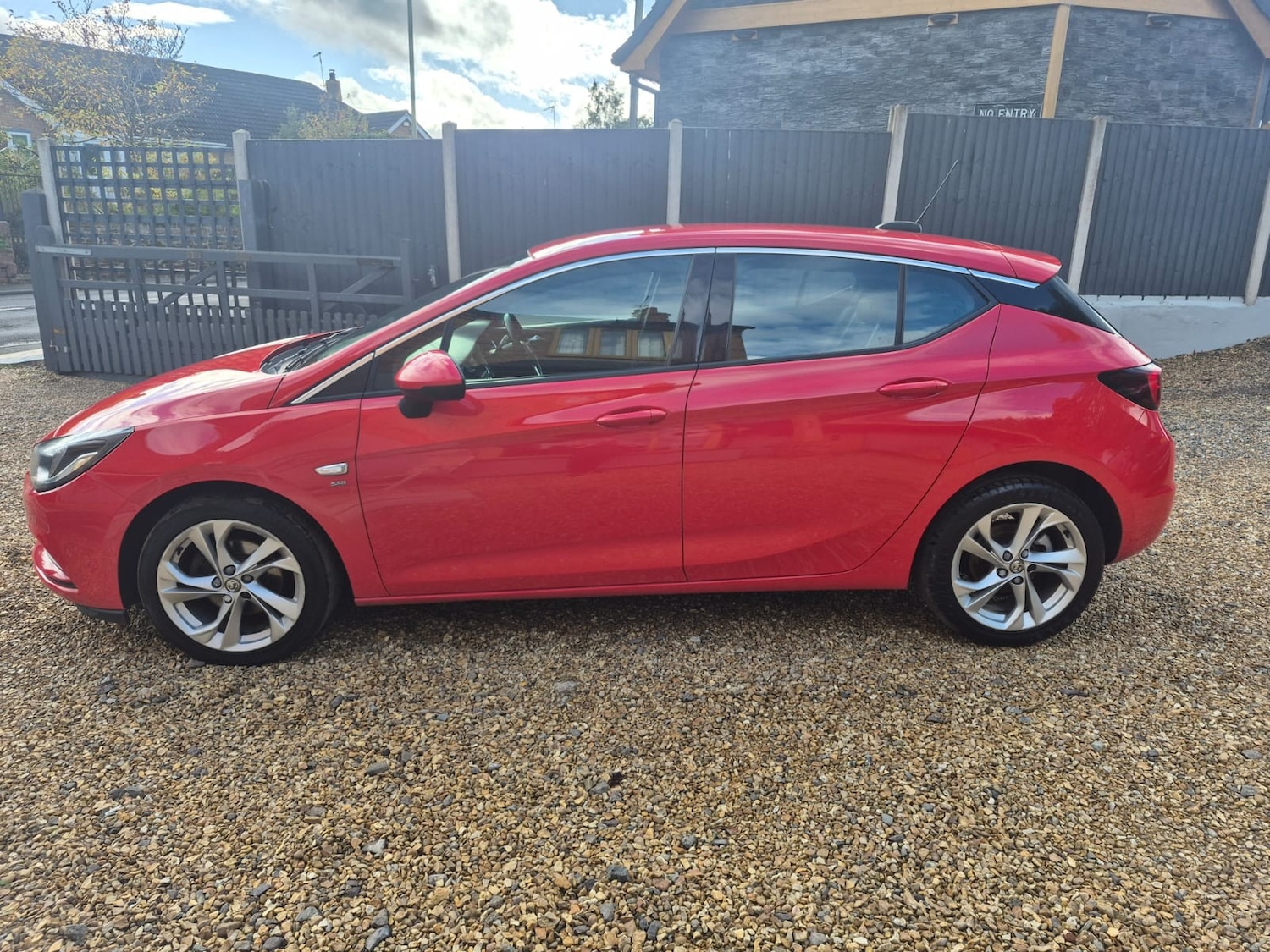 Used Vauxhall Astra 2017 for sale - 76466246: Photo 7