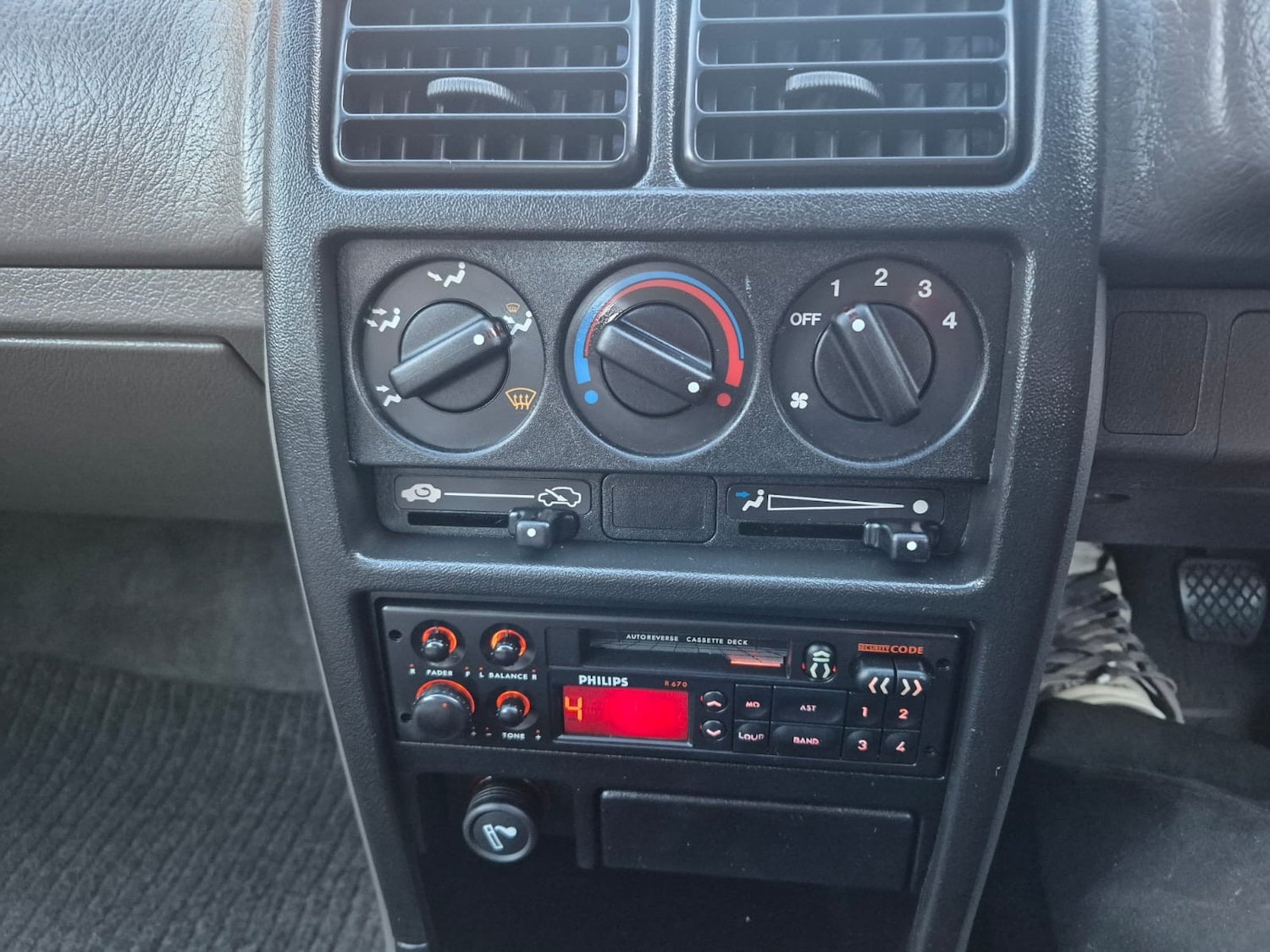 Used Rover 200 1991 for sale - 76635086: Photo 20