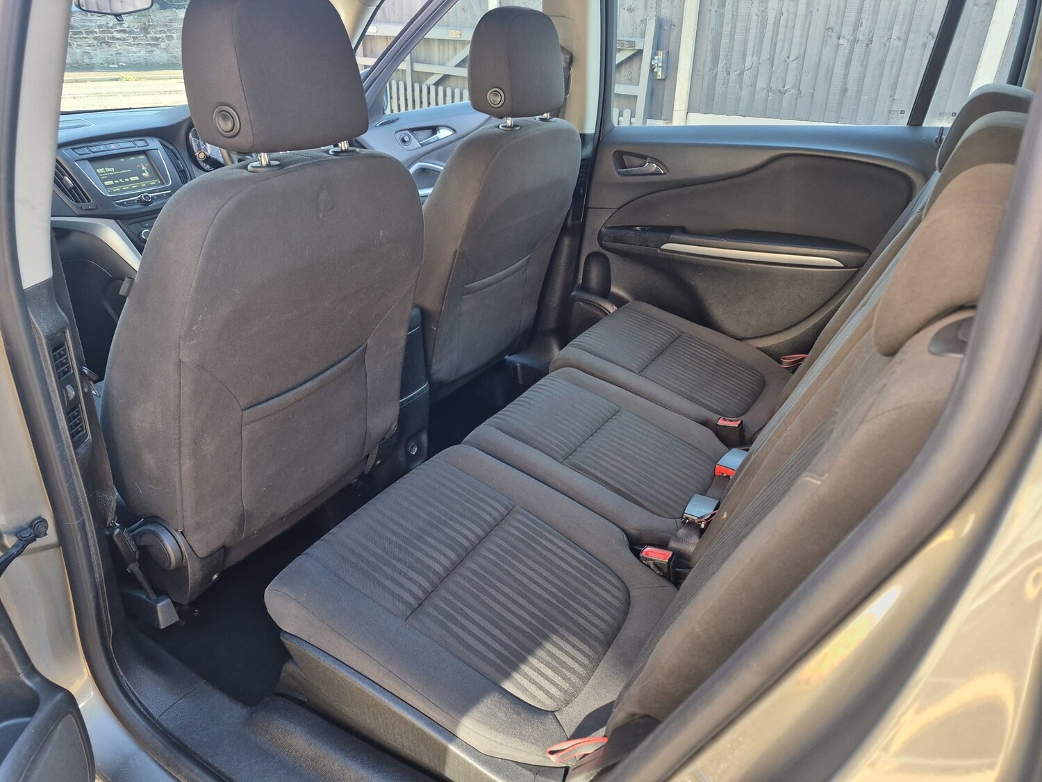 Used Vauxhall Zafira 2017 for sale - 77323894: Photo 18