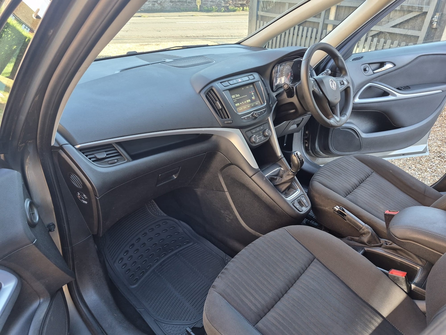 Used Vauxhall Zafira 2017 for sale - 77323894: Photo 21