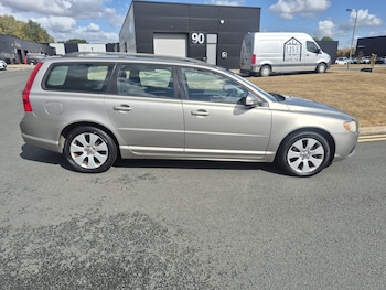 Used Volvo V70 2007 for sale - 79599788: Photo