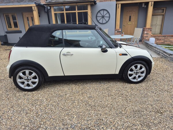 Used MINI Convertible 2007 for sale - 76305348: Photo 11