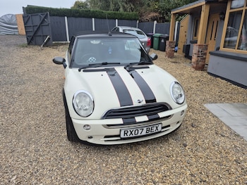 Used MINI Convertible 2007 for sale - 76305348: Photo 4