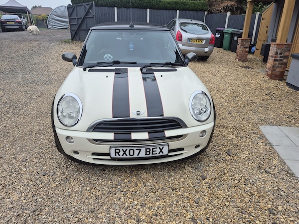 Used MINI Convertible 2007 for sale - 76305348: Photo 5
