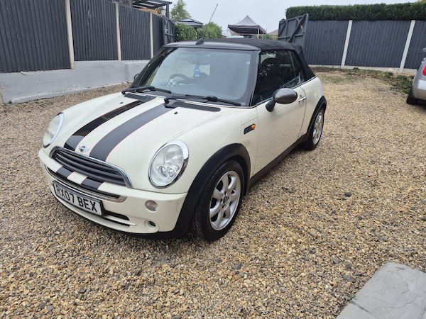 Used MINI Convertible 2007 for sale - 76305348: Photo 6