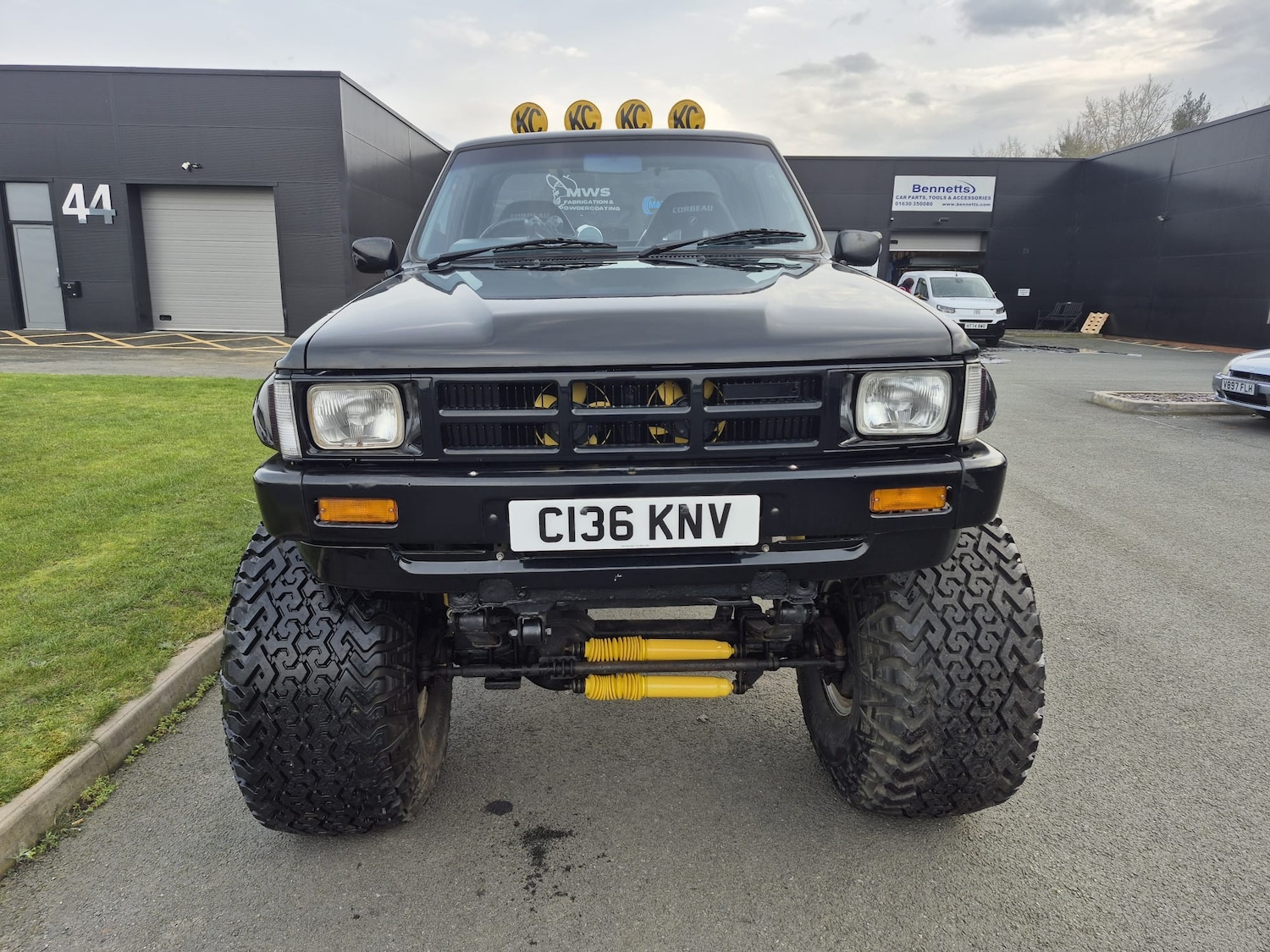 Used Toyota Hilux 1985 for sale - 77775281: Photo 11