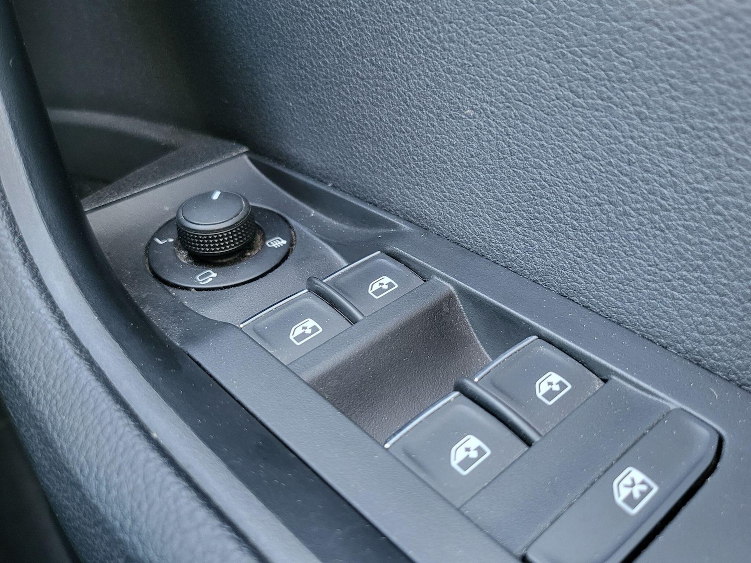 Used Skoda Superb 2016 for sale - 77747351: Photo 25