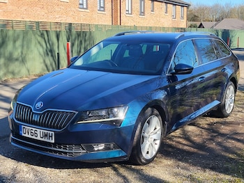 Used Skoda Superb 2016 for sale - 77747351: Photo