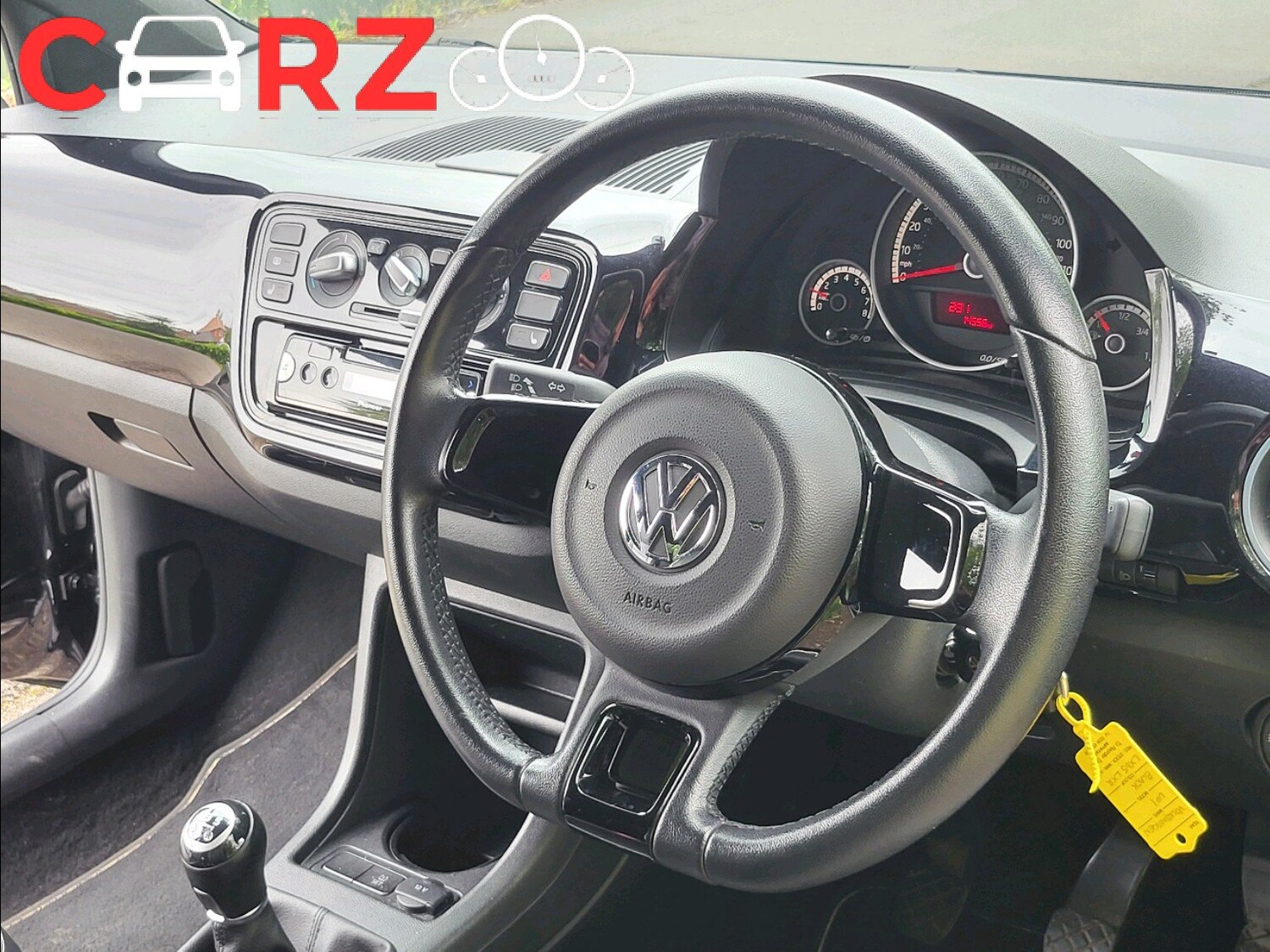 Used Volkswagen up! 2015 for sale - 77747401: Photo 21