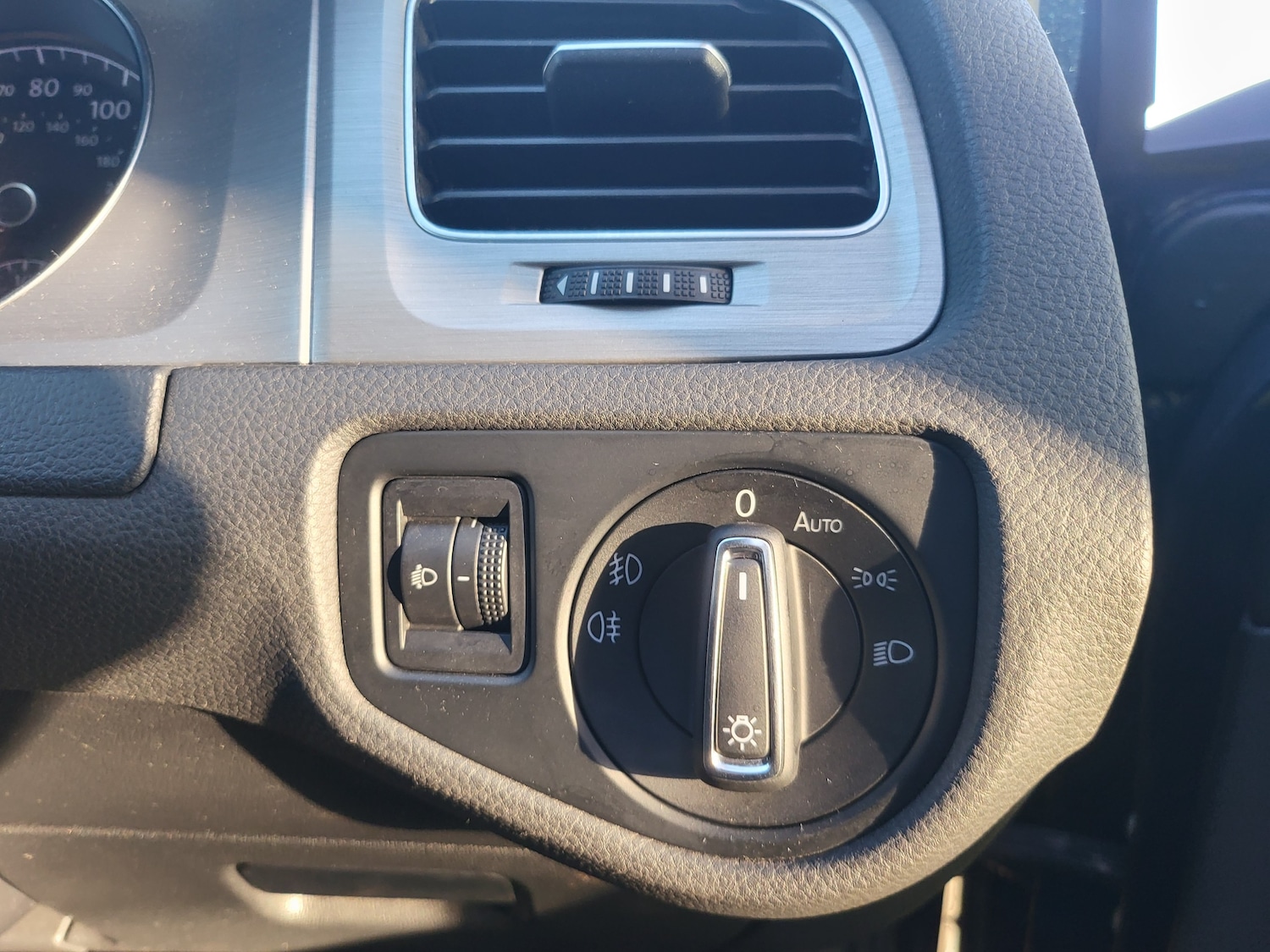 Used Volkswagen Golf 2015 for sale - 76915193: Photo 19