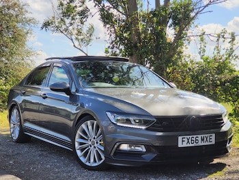 Used Volkswagen Passat 2016 for sale - 75897896: Photo
