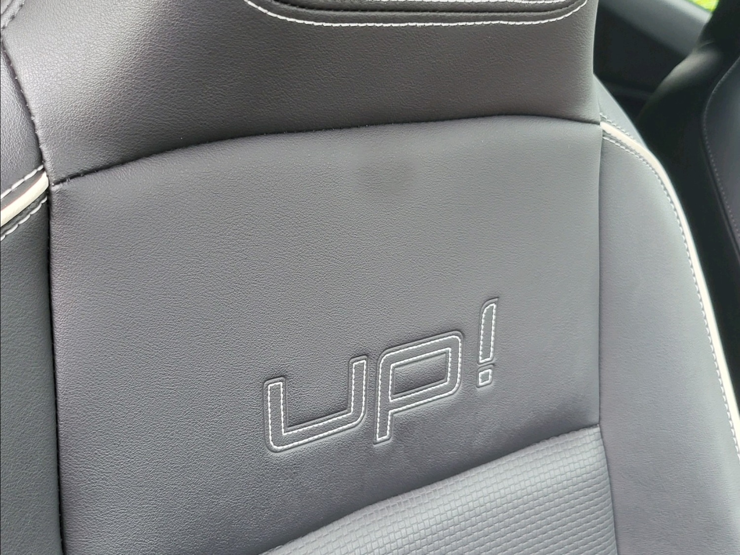 Used Volkswagen up! 2015 for sale - 76273751: Photo 30