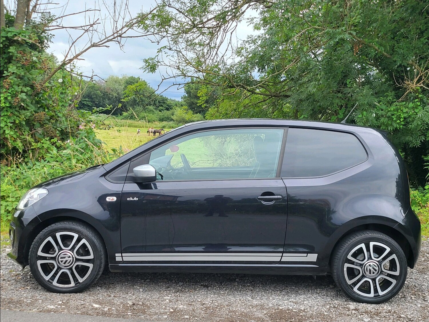 Used Volkswagen up! 2015 for sale - 76273751: Photo 38