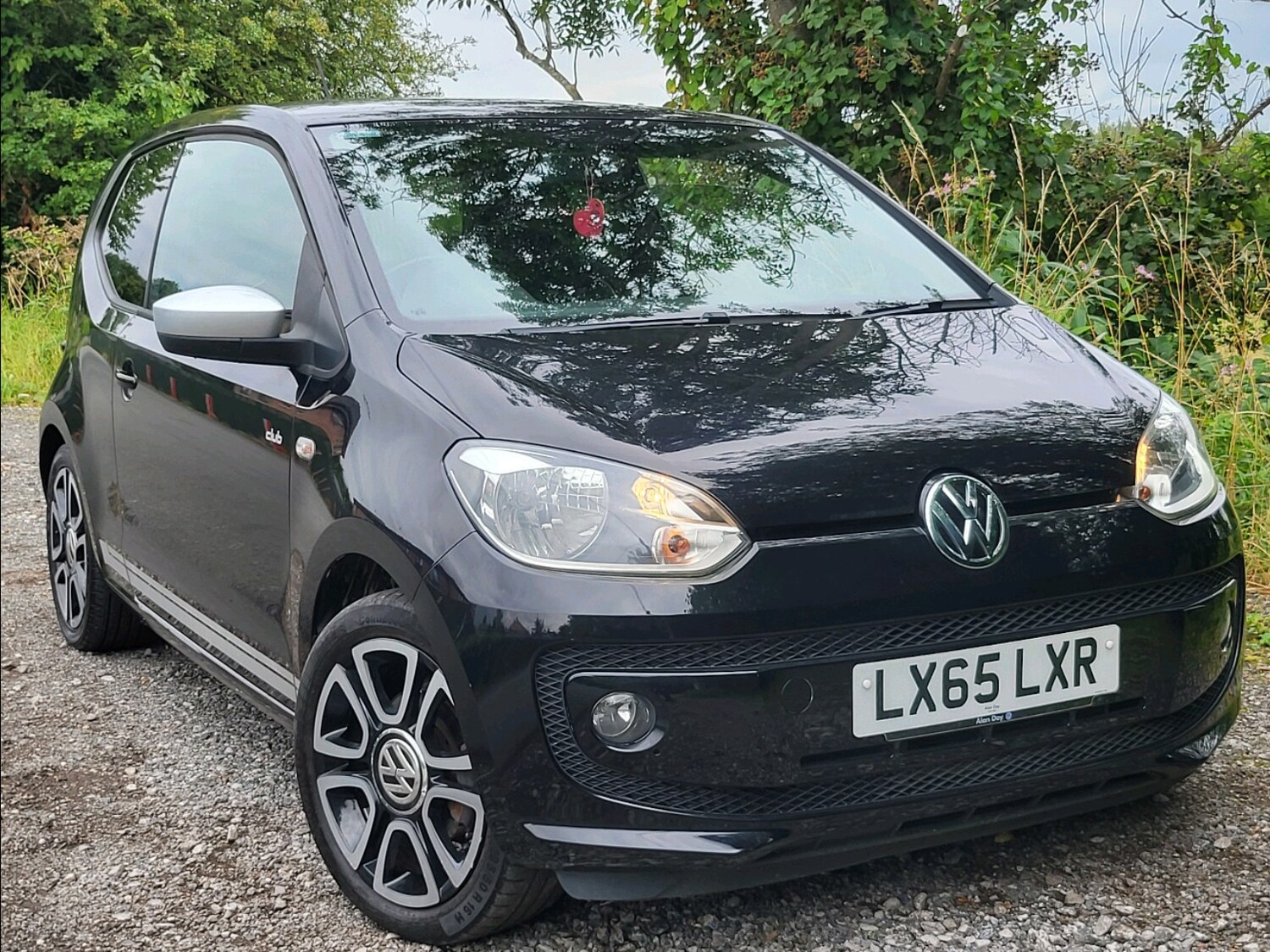 Used Volkswagen up! 2015 for sale - 76273751: Photo 4