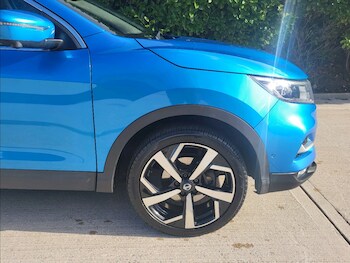 Used Nissan Qashqai 2017 for sale - 77747402: Photo