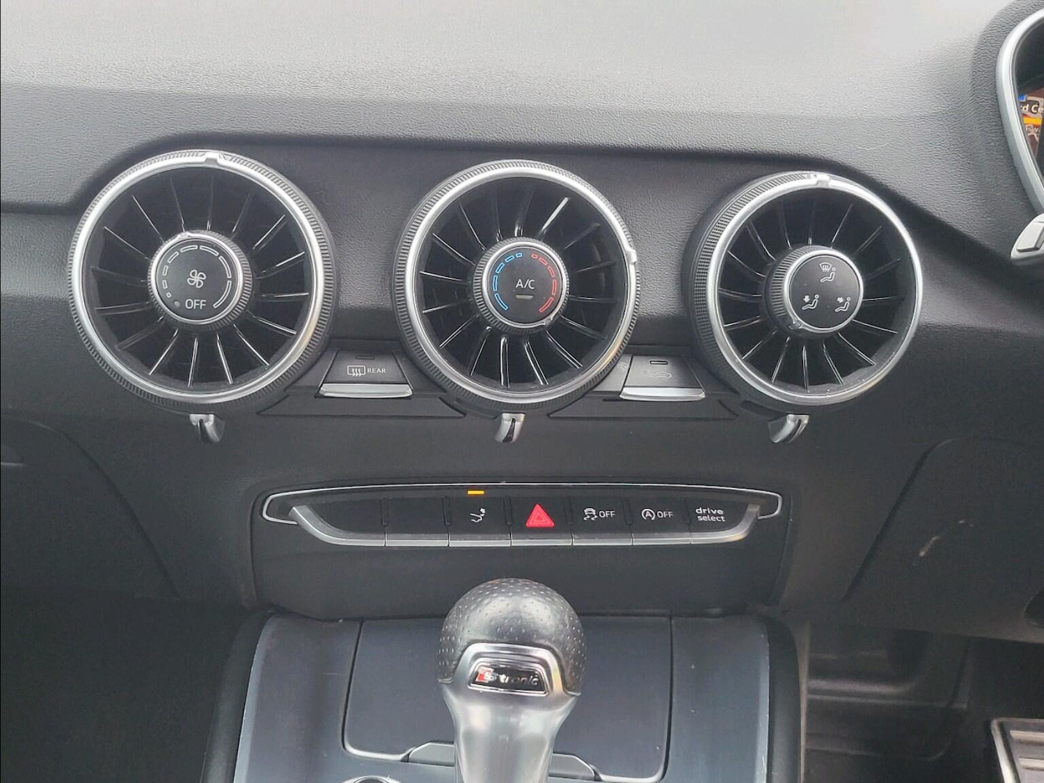 Used Audi TT 2016 for sale - 77747359: Photo 12