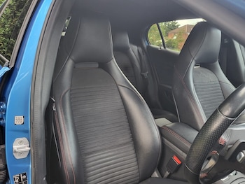 Used Mercedes-Benz GLA 2015 for sale - 76685549: Photo