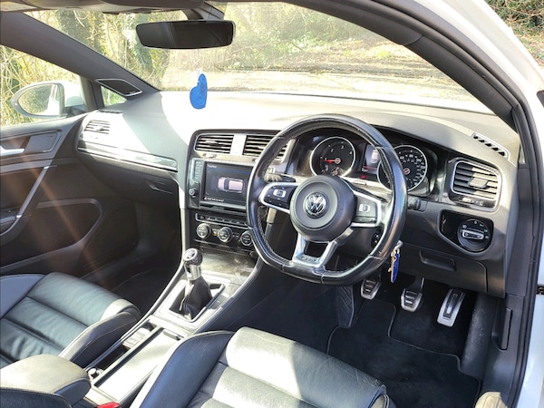 Used Volkswagen Golf 2017 for sale - 74117095: Photo 48