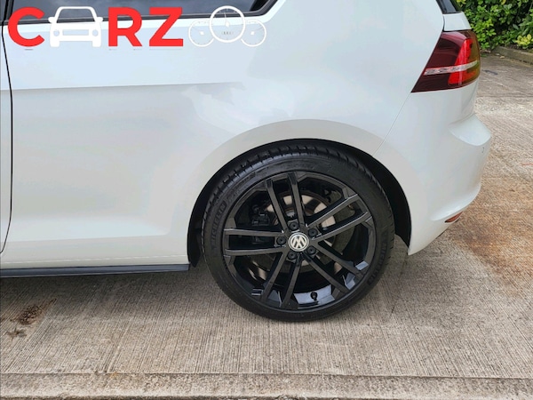 Used Volkswagen Golf 2017 for sale - 74117095: Photo 4
